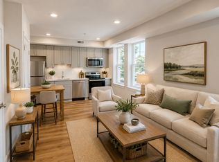 232 Hamilton St NW #104, Washington, DC 20011