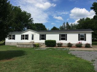 1424 Peyton Rd, Lebanon, TN 37087