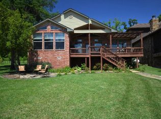 185 Esquire Estates Rd, Mabank, TX 75156