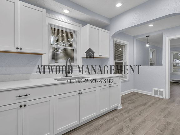 5th image of 13500 Stahelin Rd