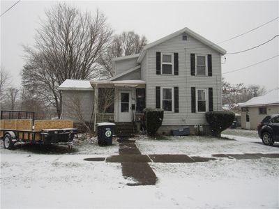 70 Franklin St, Lyons, NY, 14489