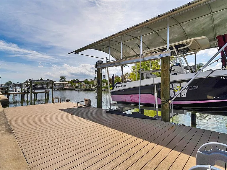 3944 Doral Dr — Photo 35
