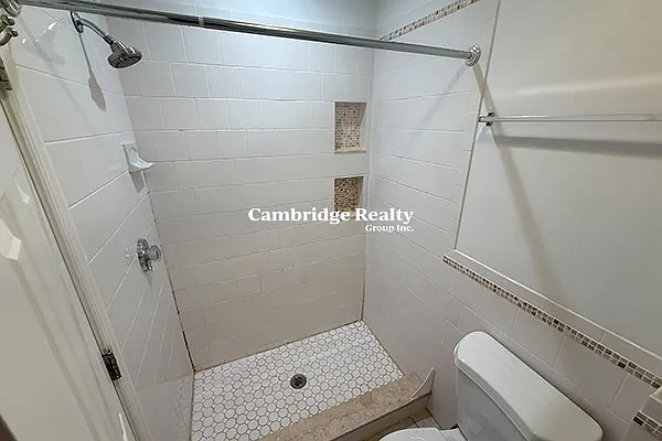 27-29 Lambert St #1T — Photo 4