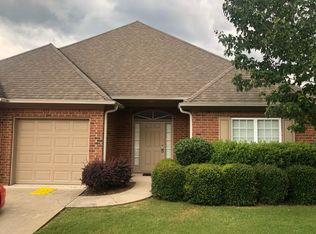 387 Holland Lakes Dr S, Pelham, AL 35124