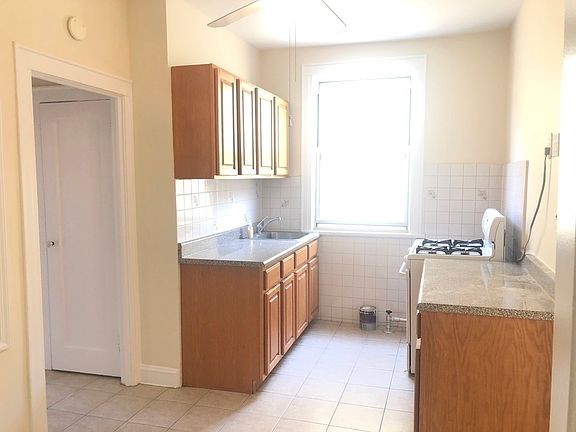 3rd image of 30-42 33rd St #3D