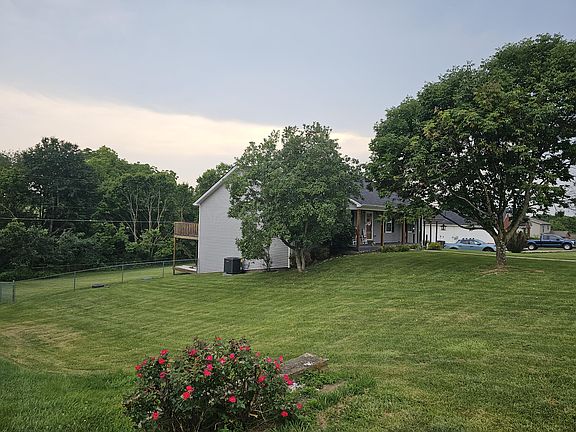 4th image of 109 Potomac Ct