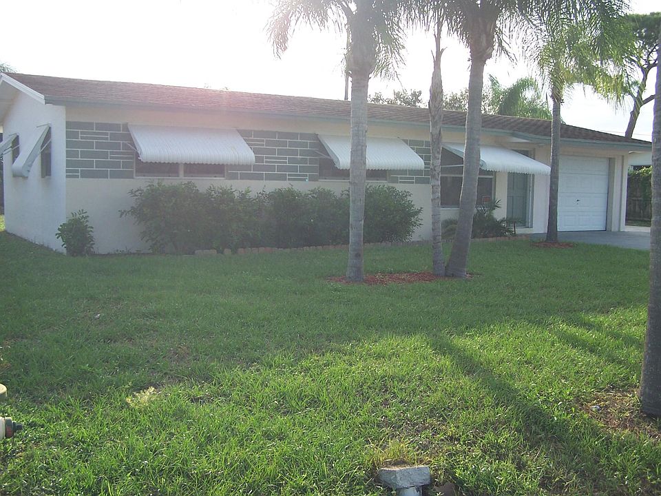 1st image of 19069 SE Robert Dr