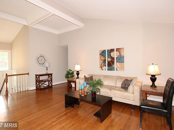 3rd image of 4602 Lawn Ct