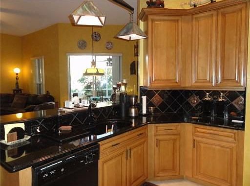 3rd image of 6537 Arno Way