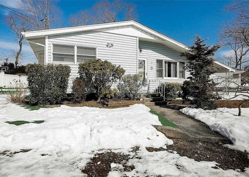 1st image of 5 Joseph Ct