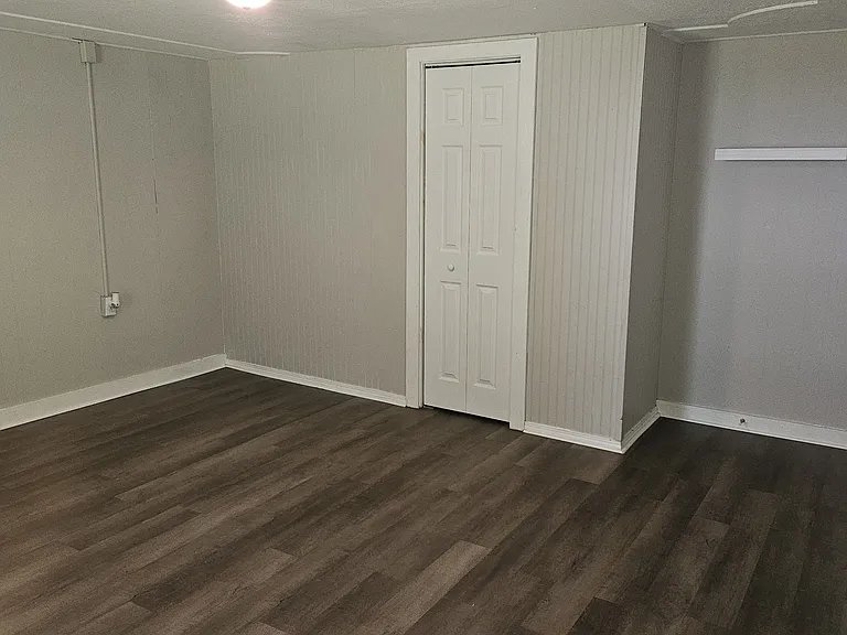 Bedroom 1c