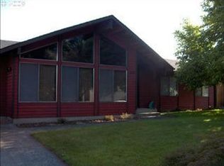 112 Villa Rd, Kelso, WA 98626