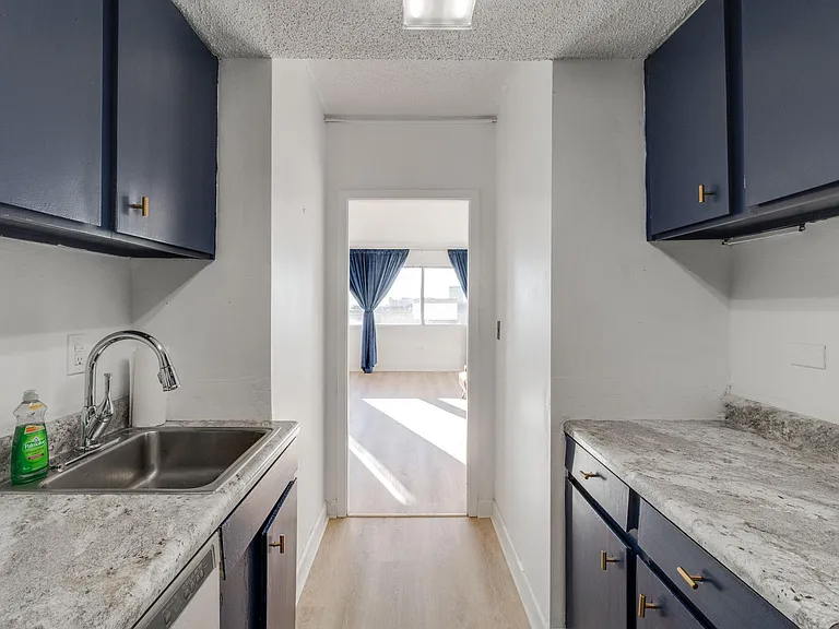 1520 Senate St #67 — Photo 5