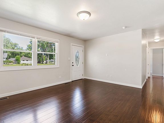 3rd image of 6007 Westhampton Dr