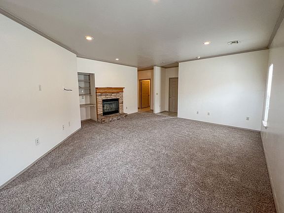 5th image of 11234 Queen Anne Ave