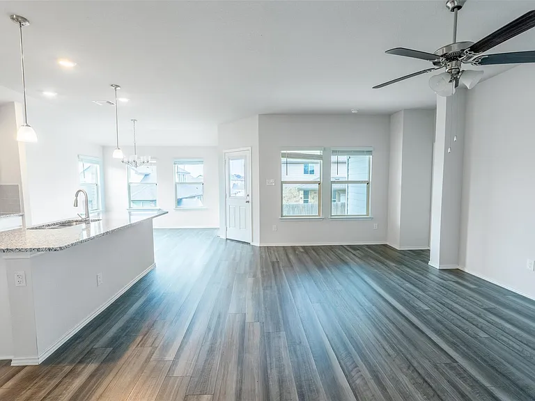 1303 Prospector Trl — Photo 13