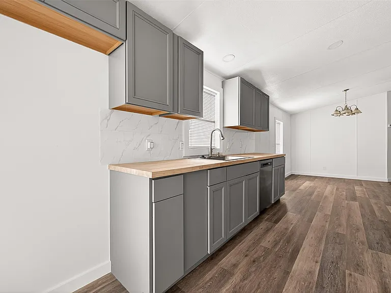 6018 Barney Ln — Photo 21