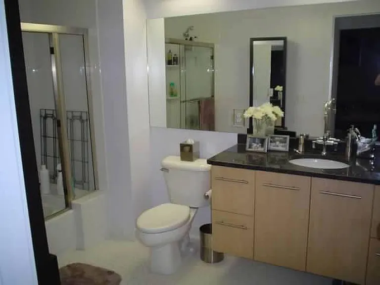 614 S Troy St #102 — Photo 12
