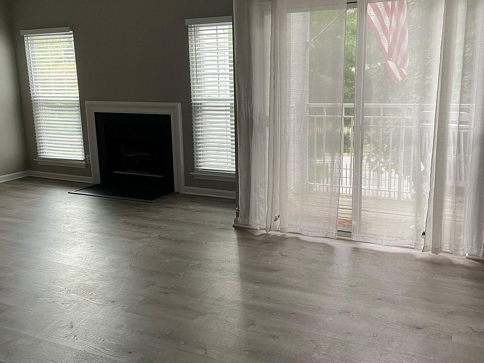 1st image of 1305 Cranesbill Ct Unit 203