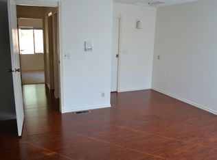 10326 NE 185th St APT D, Bothell, WA 98011