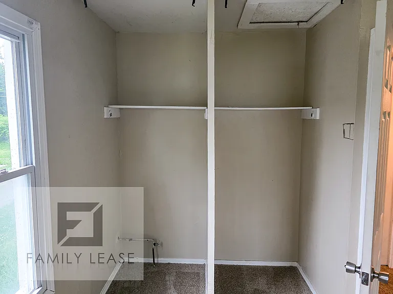 903 Saint Matthew Dr — Photo 16