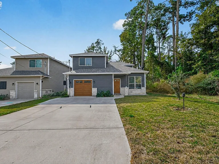 804 Pearl River Dr — Photo 2
