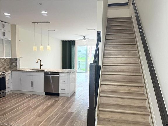 5th image of 16175 Ravina Way #27