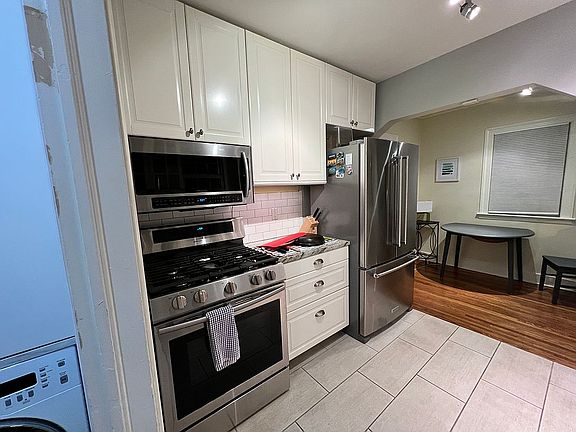 5th image of 1531 S Atlanta Ave
