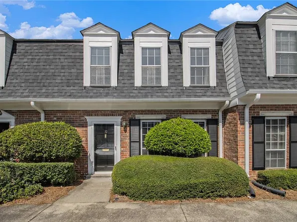10 Newport Pl NW, Atlanta, GA 30318