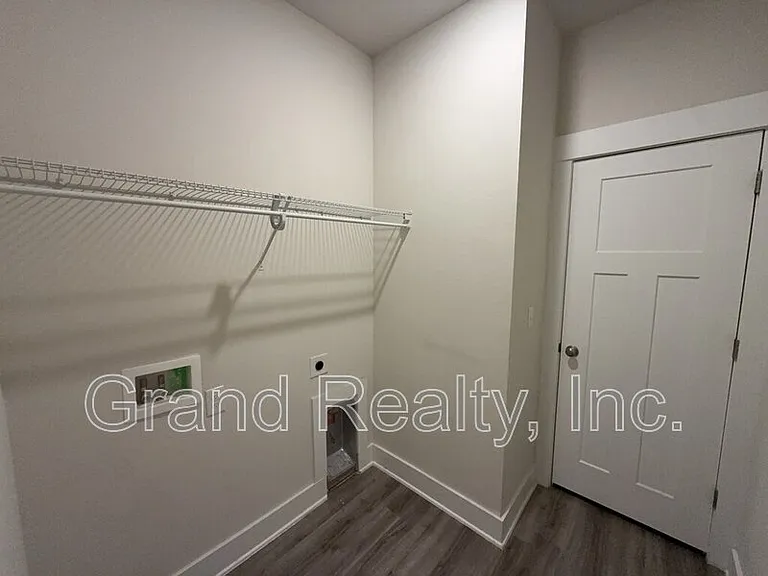 10035 Tuscan Ct — Photo 26