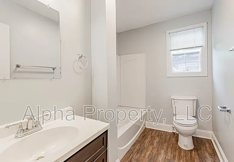 7 Highlawn Ave — Photo 13