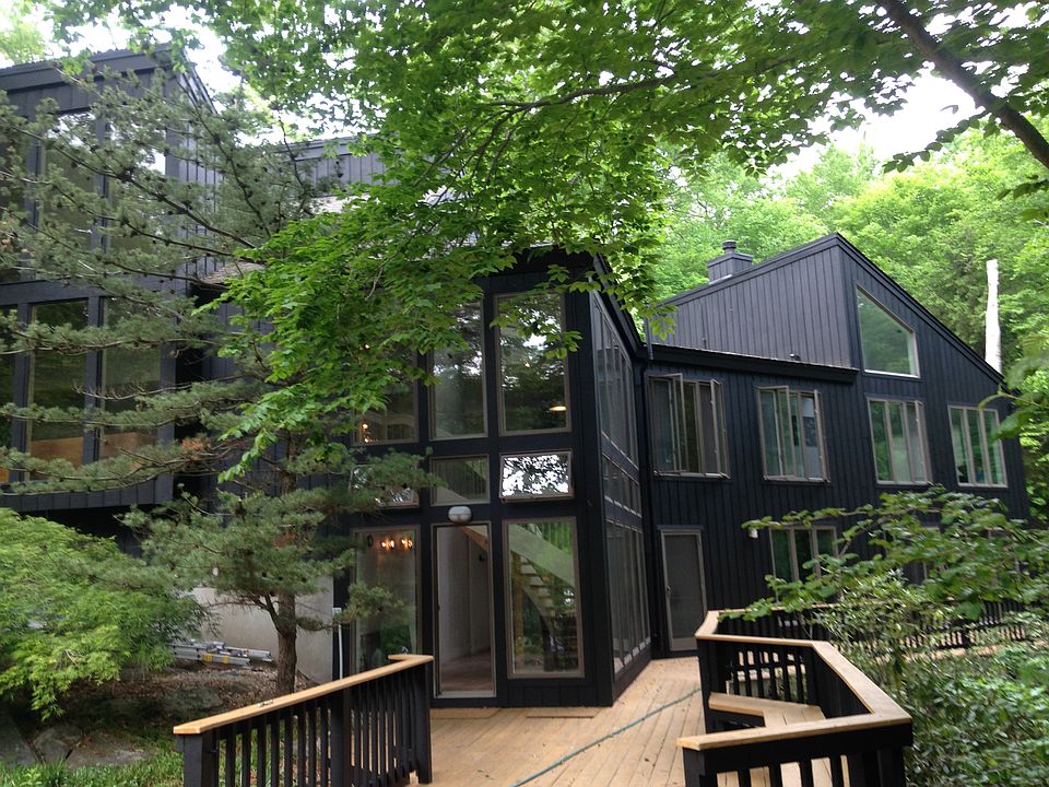 Master + Apt from Deck