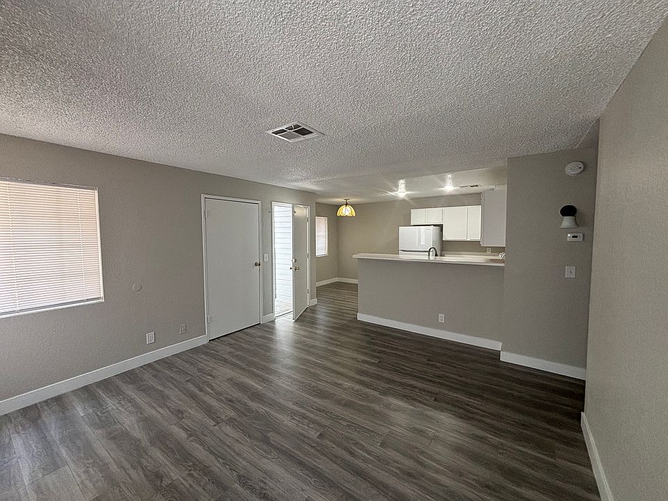 1st image of 4210 E Tonopah Ave APT 206