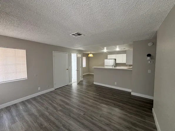 4210 E Tonopah Ave APT 206, Las Vegas, NV 89115