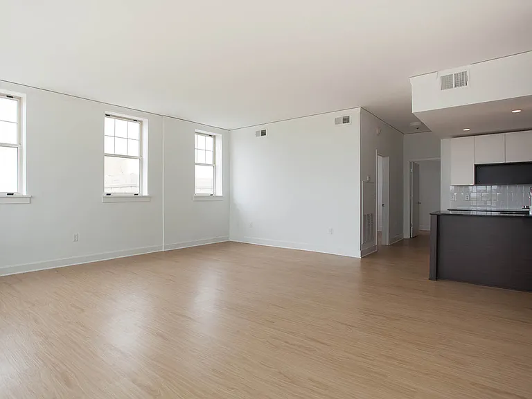 Dining/Living room