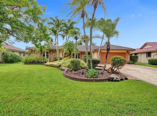 11010 NW 5th Mnr, Coral Springs, FL 33071