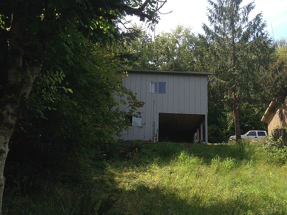 5th image of 114 Lake Terrace Dr
