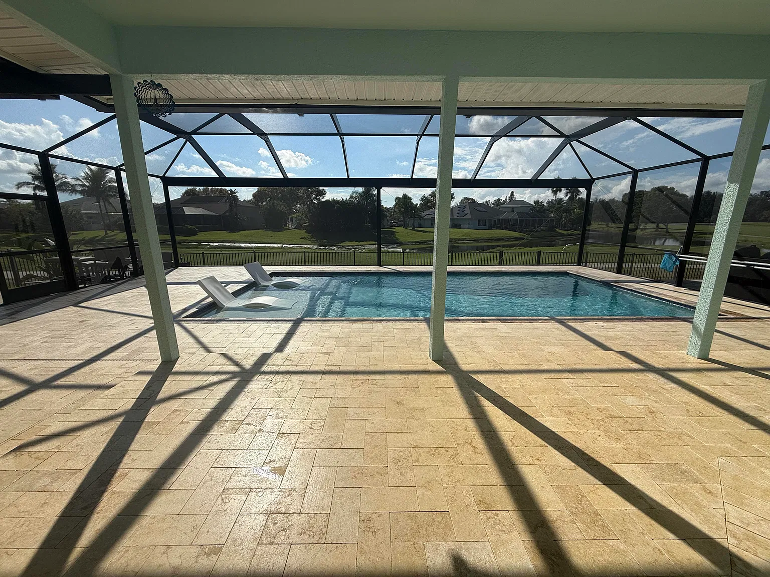 4 bed, 2001 sqft, $4,200 — Photo 2