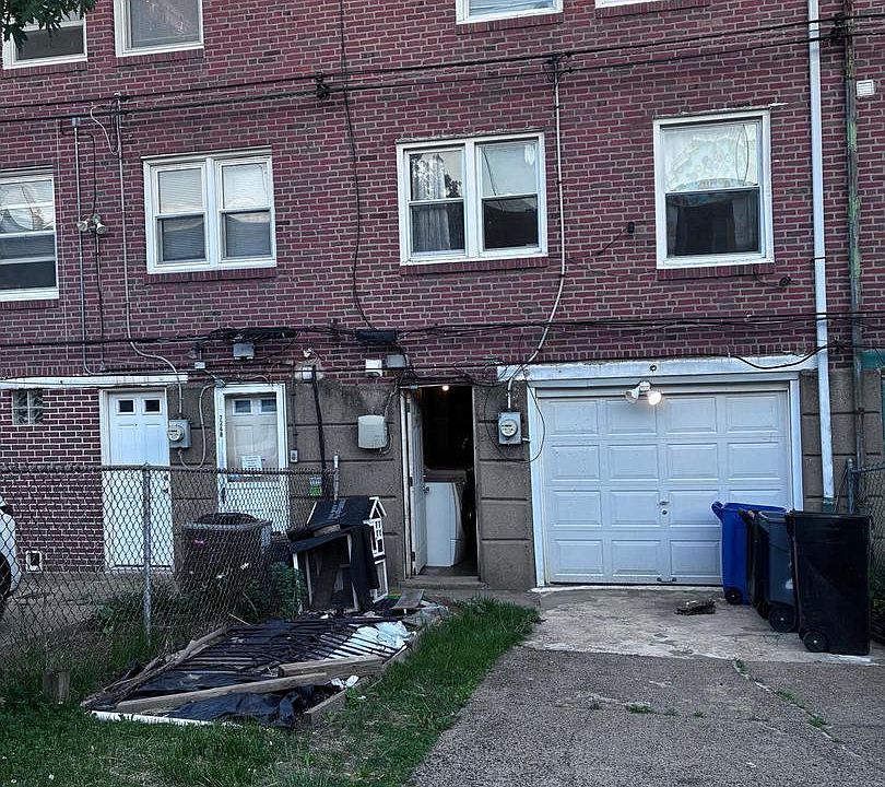 1st image of 7246 Horrocks St