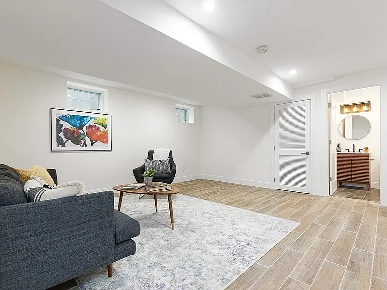 11 Fiske Ave #11R — Photo 13