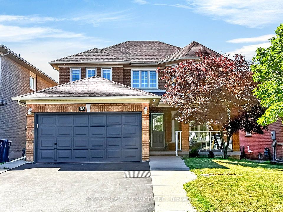 1st image of 38 Deerglen Dr