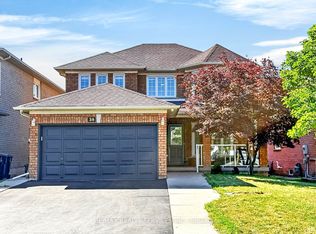 38 Deerglen Dr, Brampton, ON L6R 1M3