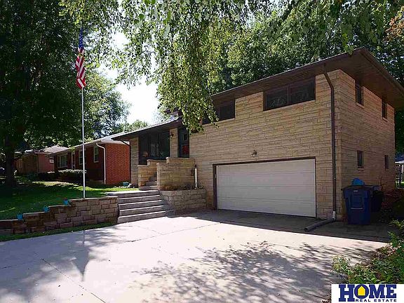 3rd image of 2717 S 41st St
