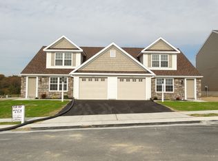 131 Kenneth Dr, Leola, PA 17540