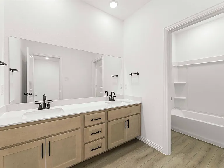 1215 Daybreak Dr — Photo 12