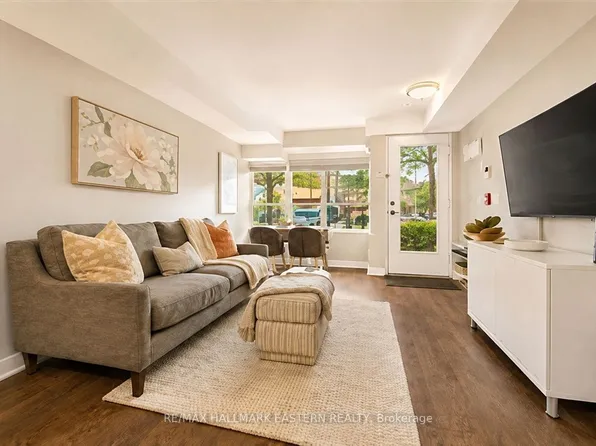 11 Superior Ave #Townhouse 3, Toronto, ON M8V 0A7