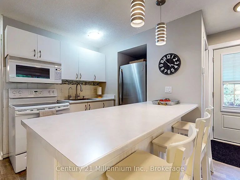 23 Dawson Dr #98 — Photo 16