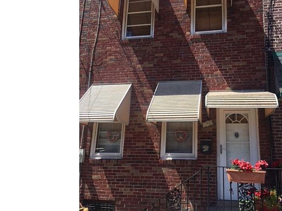 2nd image of 2528 E Clearfield St