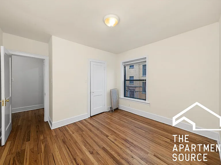 2331 N Spaulding Ave #1A — Photo 6