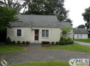 9039 Ball St, Plymouth, MI 48170